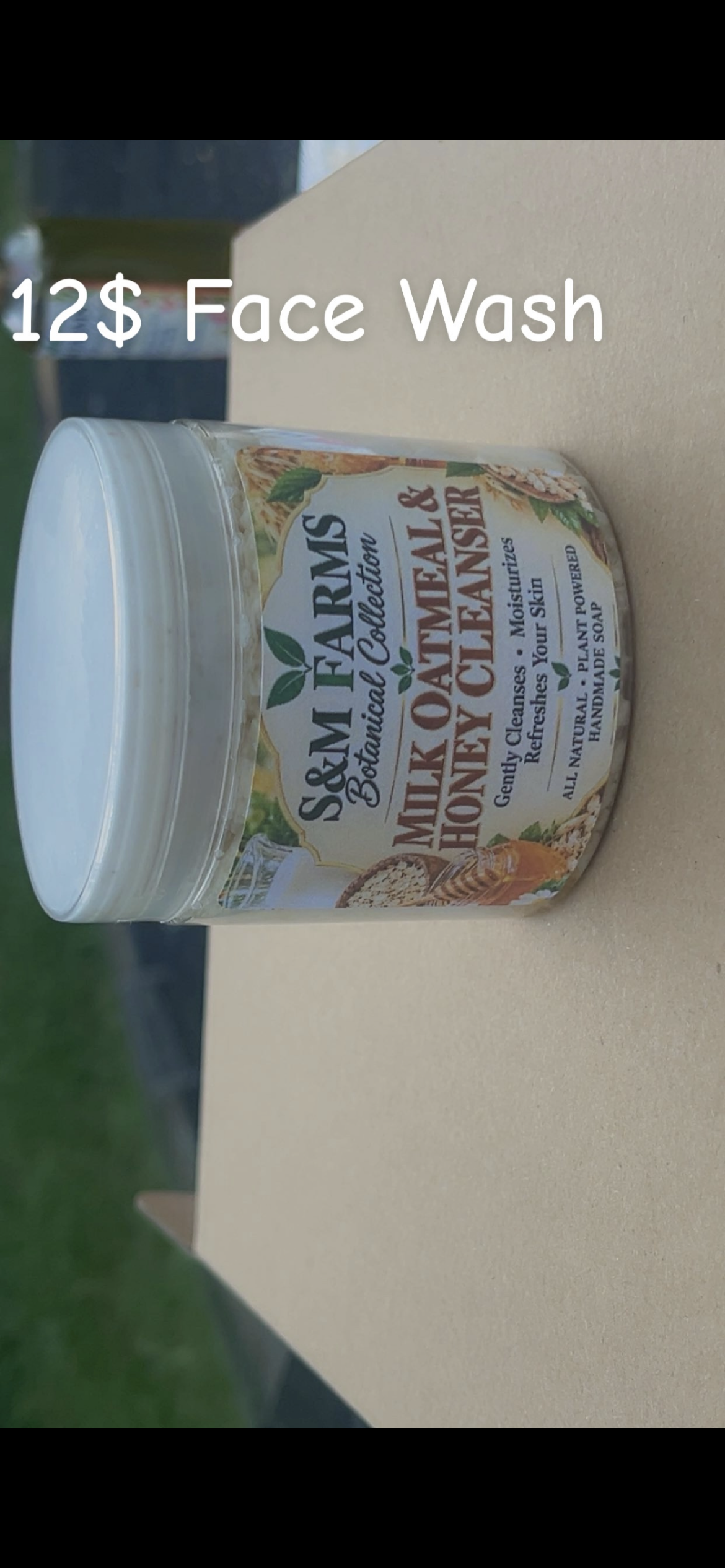 Oatmeal with milk and honey cleanser/scrub